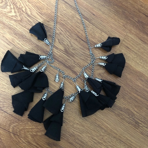 Costume Jewelry - Picture 7 of 8